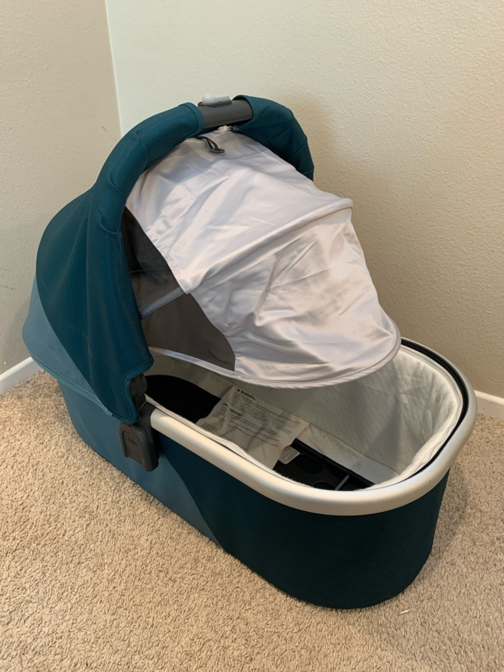UPPAbaby Finn (Teal blue) bassinet - Picture 12 of 17